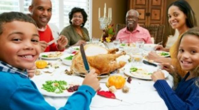 Thanksgiving and the holiday season can be difficult on parents of mentally ill children. Tips for parents of mentally ill children to make holidays easier.