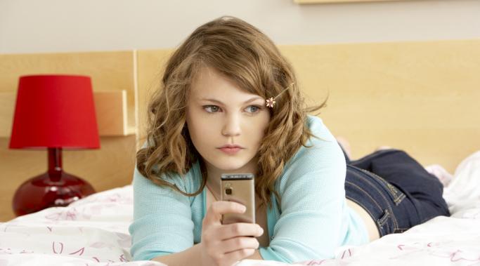 What parents need to know about parenting teens in the digital age and help them stay safe online.