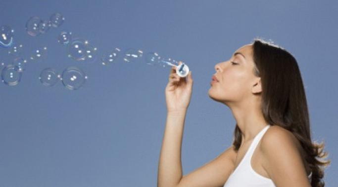 Anxiety can be intense, and we want to get rid of it. One way to do so is by blowing bubbles. There are benefits to bubble-blowing that help anxiety reduction.