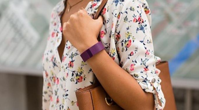 A fitness band lowered my anxiety and improved my mental health. Learn five principles to use to lower your anxiety with or without a fitness band. Read this.