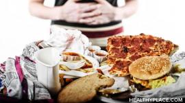 Discover the difference between overeating symptoms and symptoms of Binge Eating Disorder symptoms. Includes physical, psychological compulsive eating symptoms.