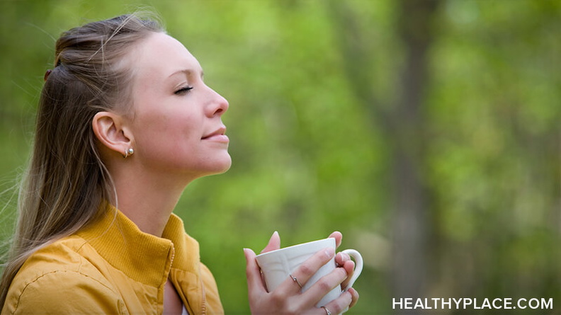 Morning rituals can calm anxiety if you know what to include in them. Read this for tips to create a morning ritual that calms your morning anxiety.